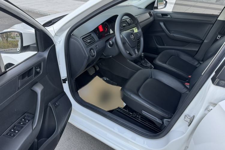 Used Volkswagen Santana 2019 1.5L Automatic Fashion Edition China VI Interior 2