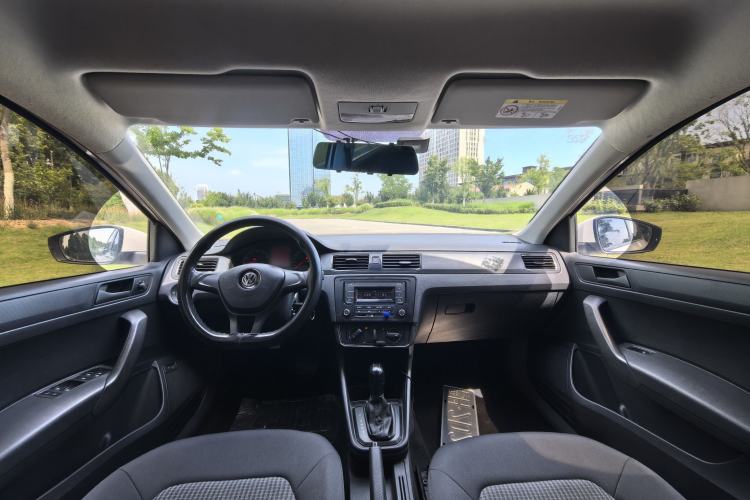 Used Volkswagen Santana 2019 1.5L Automatic Fashion Edition China VI Interior 3