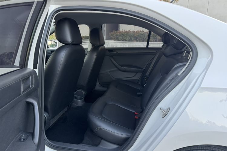 Used Volkswagen Santana 2019 1.5L Automatic Fashion Edition China VI Interior 3