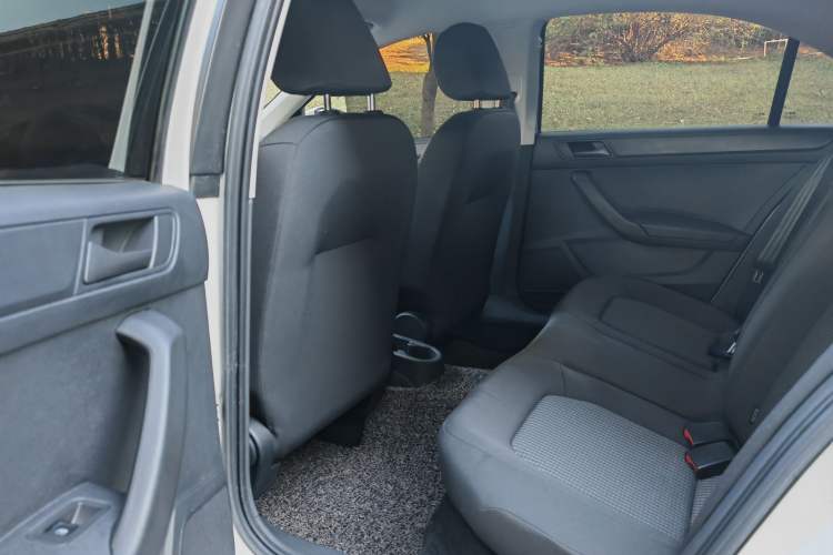 Used Volkswagen Santana 2019 1.5L Automatic Fashion Edition China VI Interior 3