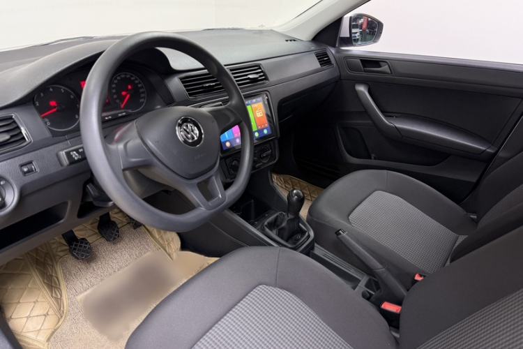 Used Volkswagen Santana 2019 1.5L Manual Fashion Edition China VI Standard Interior 4