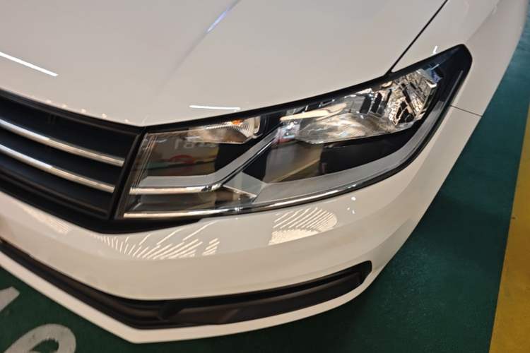 Used Volkswagen Santana 2019 1.5L Manual Fashion Edition China VI Standard Left Front Headlight