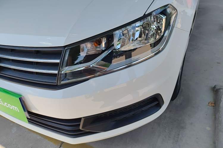 Used Volkswagen Santana 2019 1.5L Manual Fashion Edition China VI Standard Left Front Headlight