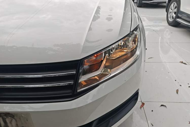 Used Volkswagen Santana 2019 1.5L Manual Fashion Edition China VI Standard Left Front Headlight