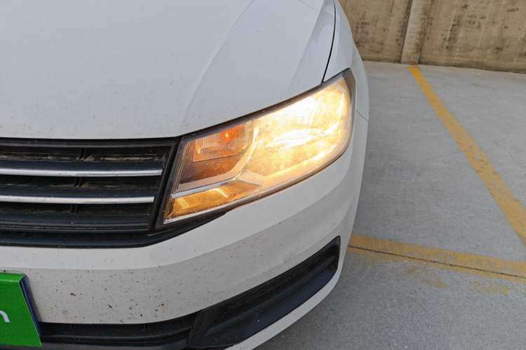 Used Volkswagen Santana 2019 1.5L Automatic Fashion Edition China VI Left Front Headlight