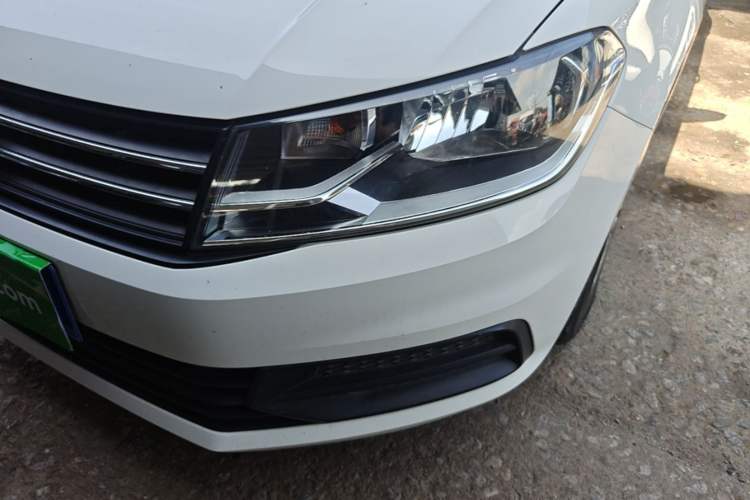 Used Volkswagen Santana 2019 1.5L Manual Fashion Edition China VI Standard Left Front Headlight