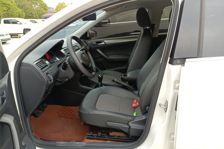 Used Volkswagen Santana 2019 1.5L Manual Comfort Edition China VI Standard Left Front Seat