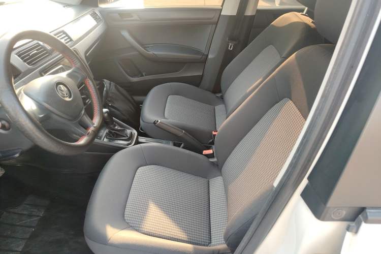 Used Volkswagen Santana 2019 1.5L Automatic Fashion Edition China VI Left Front Seat