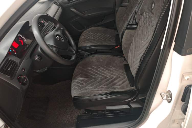 Used Volkswagen Santana 2019 1.5L Automatic Fashion Edition China VI Left Front Seat
