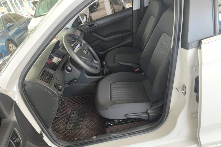 Used Volkswagen Santana 2019 1.5L Manual Fashion Edition China VI Standard Left Front Seat