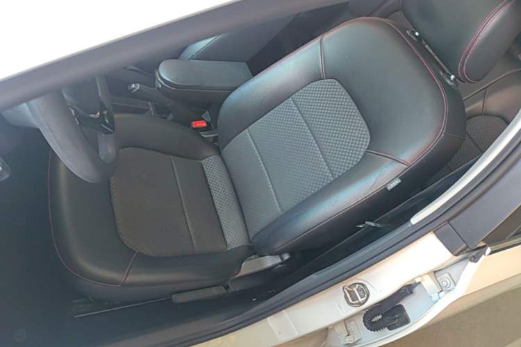 Used Volkswagen Santana 2019 Haval H6 1.5L Automatic Comfort Edition China VI Standard Left Front Seat