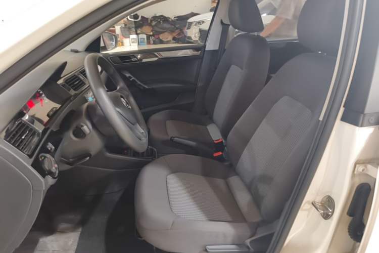 Used Volkswagen Santana 2019 1.5L Manual Fashion Edition China VI Standard Left Front Seat