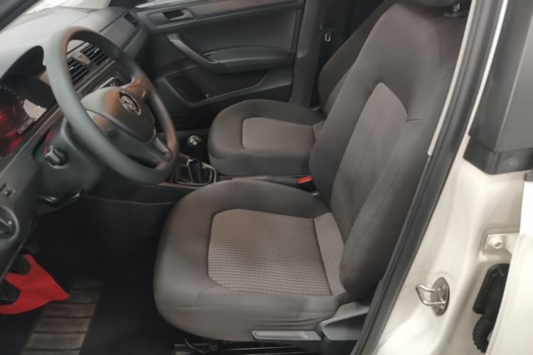 Used Volkswagen Santana 2019 1.5L Manual Fashion Edition China VI Standard Left Front Seat
