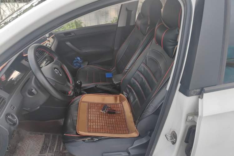 Used Volkswagen Santana 2019 1.5L Manual Fashion Edition China VI Standard Left Front Seat