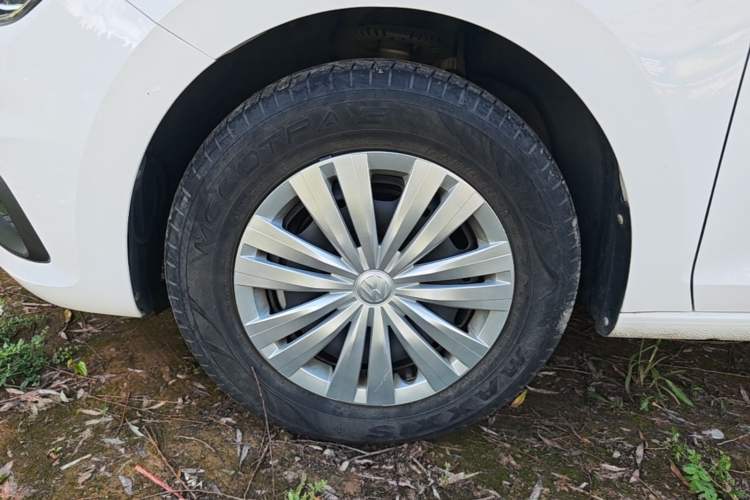 Used Volkswagen Santana 2019 1.5L Automatic Fashion Edition China VI Left Front Wheel Hub