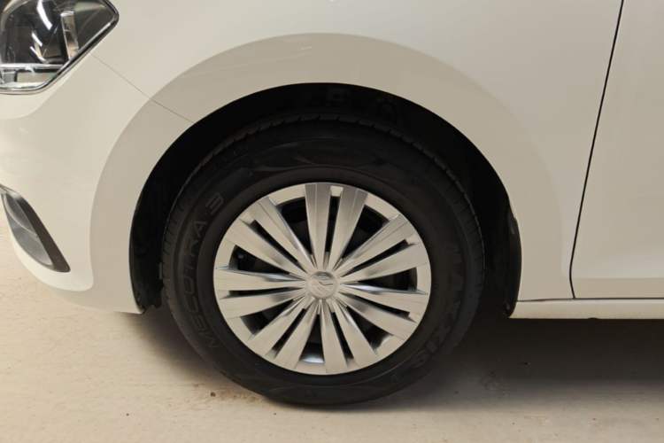 Used Volkswagen Santana 2019 1.5L Automatic Fashion Edition China VI Left Front Wheel Hub