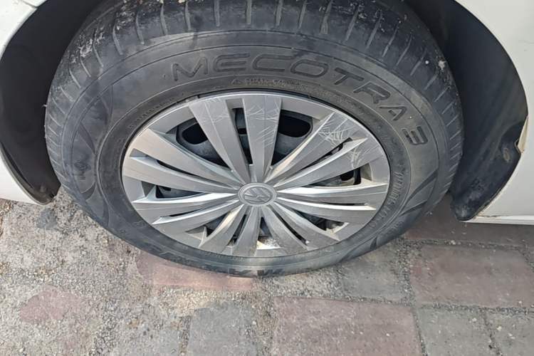 Used Volkswagen Santana 2019 1.5L Automatic Fashion Edition China VI Left Front Wheel Hub
