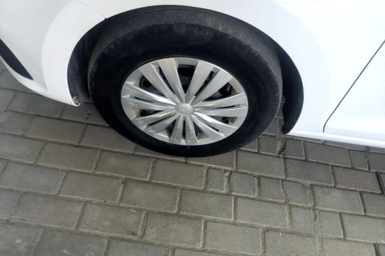 Used Volkswagen Santana 2019 1.5L Automatic Fashion Edition China VI Left Front Wheel Hub