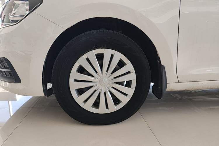 Used Volkswagen Santana 2019 1.5L Automatic Fashion Edition China VI Left Front Wheel Hub