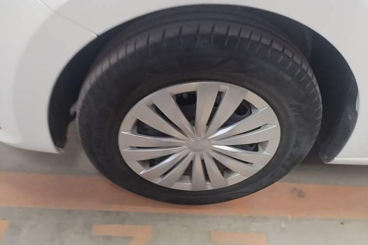 Used Volkswagen Santana 2019 1.5L Automatic Fashion Edition China VI Left Front Wheel Hub
