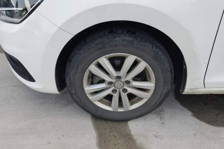 Used Volkswagen Santana 2019 1.5L Automatic Fashion Edition China VI Left Front Wheel Hub