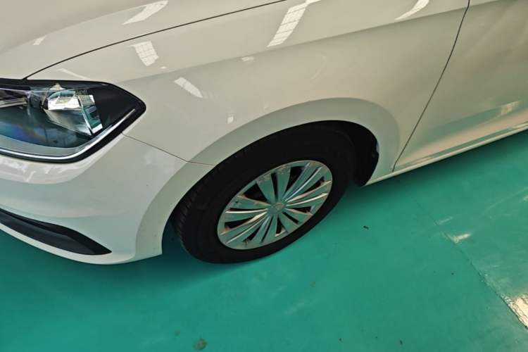 Used Volkswagen Santana 2019 1.5L Automatic Fashion Edition China VI Left Front Wheel Hub