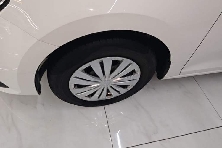 Used Volkswagen Santana 2019 1.5L Automatic Fashion Edition China VI Left Front Wheel Hub