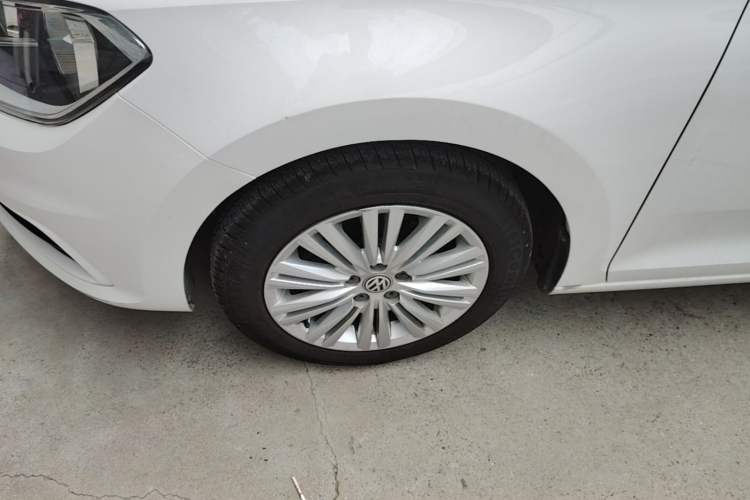 Used Volkswagen Santana 2019 1.5L Automatic Comfort Edition China VI Standard Left Front Wheel Hub