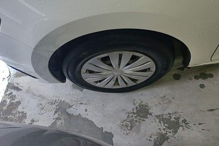 Used Volkswagen Santana 2019 1.5L Automatic Fashion Edition China VI Left Front Wheel Hub