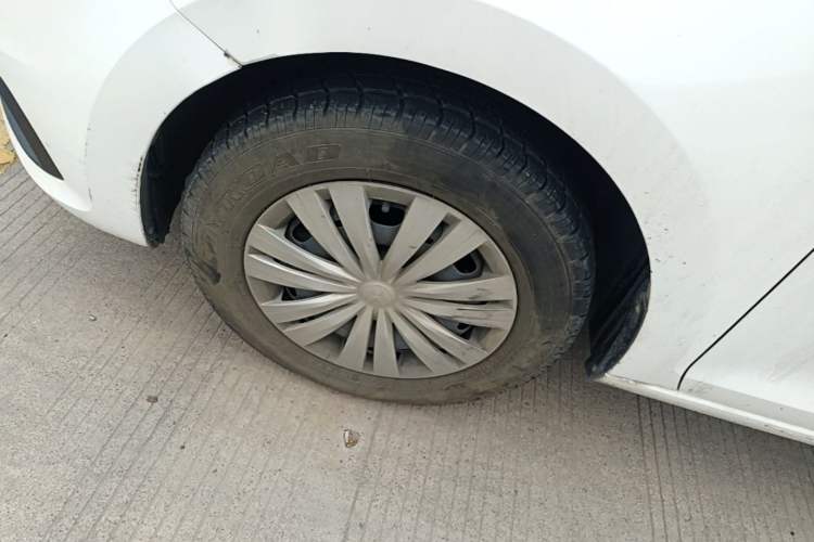Used Volkswagen Santana 2019 1.5L Manual Fashion Edition China VI Standard Left Front Wheel Hub