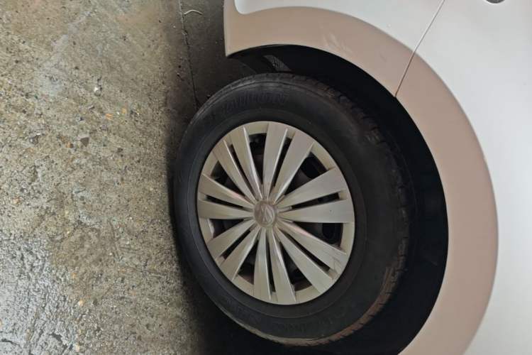 Used Volkswagen Santana 2019 1.5L Automatic Fashion Edition China VI Left Front Wheel Hub