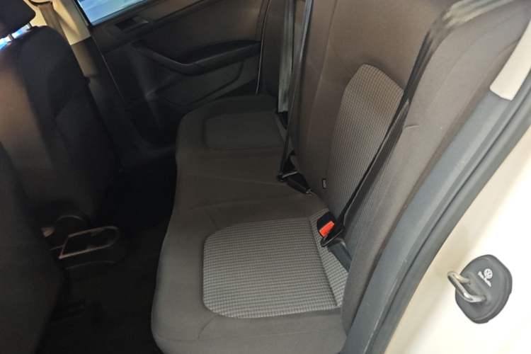 Used Volkswagen Santana 2019 1.5L Manual Fashion Edition China VI Standard Left Rear Seat