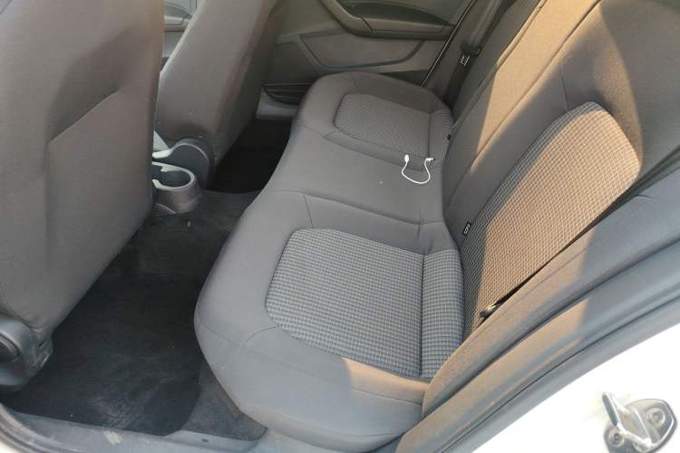 Used Volkswagen Santana 2019 1.5L Automatic Fashion Edition China VI Left Rear Seat