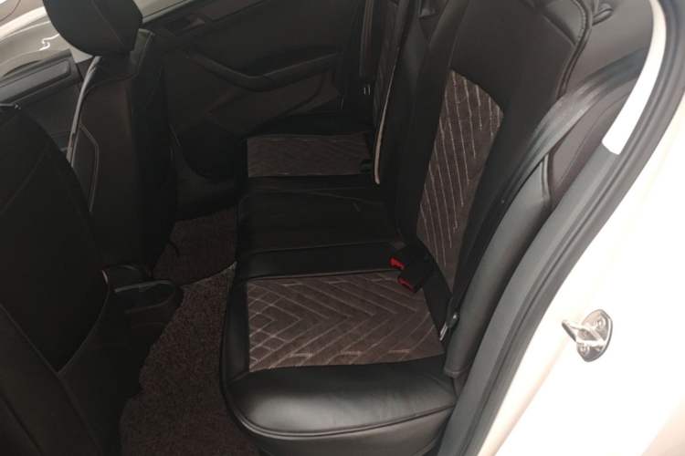 Used Volkswagen Santana 2019 1.5L Automatic Fashion Edition China VI Left Rear Seat