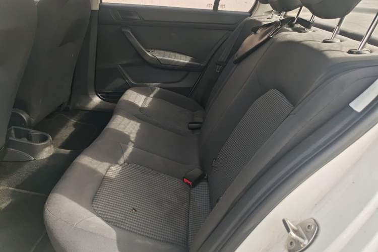 Used Volkswagen Santana 2019 1.5L Automatic Fashion Edition China VI Left Rear Seat