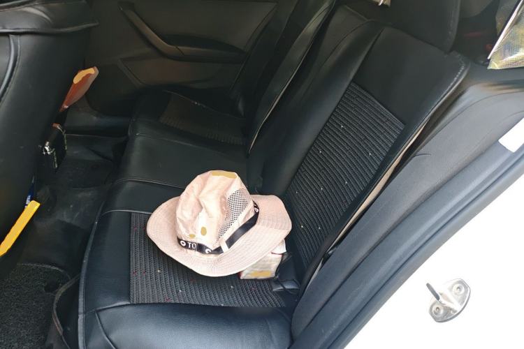 Used Volkswagen Santana 2019 1.5L Automatic Fashion Edition China VI Left Rear Seat