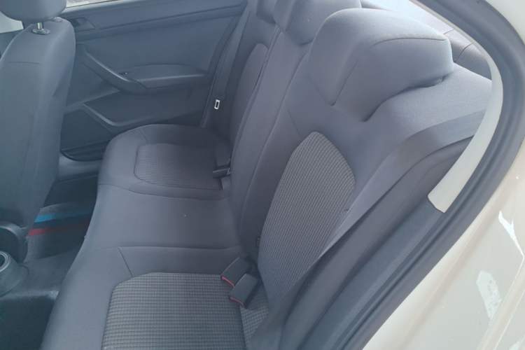 Used Volkswagen Santana 2019 1.5L Manual Fashion Edition China VI Standard Left Rear Seat