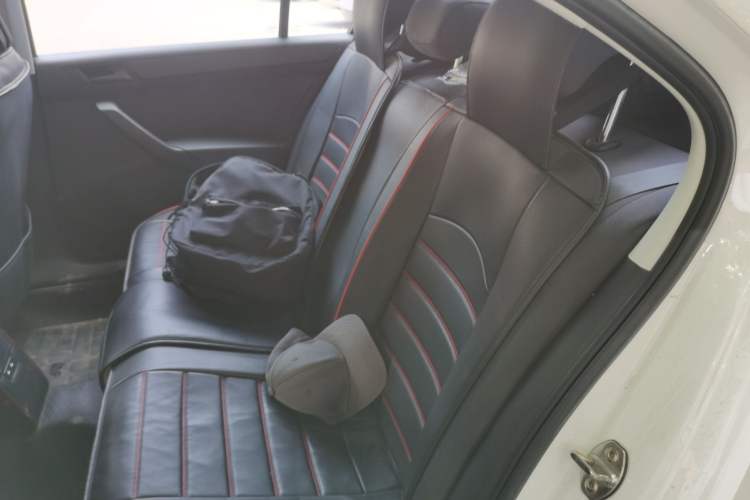 Used Volkswagen Santana 2019 1.5L Automatic Fashion Edition China VI Left Rear Seat
