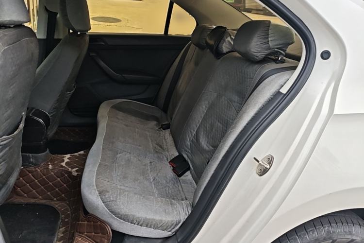 Used Volkswagen Santana 2019 1.5L Automatic Fashion Edition China VI Left Rear Seat