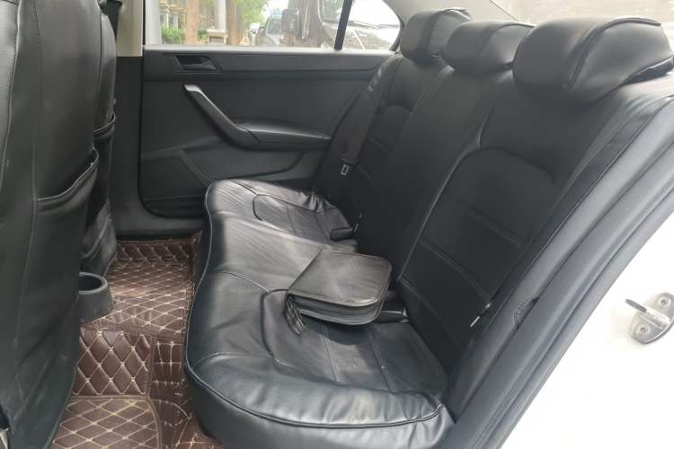 Used Volkswagen Santana 2019 1.5L Automatic Fashion Edition China VI Left Rear Seat