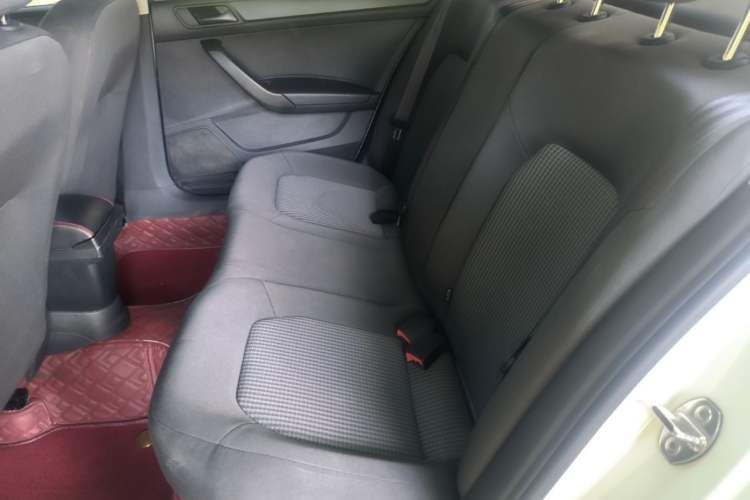 Used Volkswagen Santana 2019 1.5L Automatic Fashion Edition China VI Left Rear Seat
