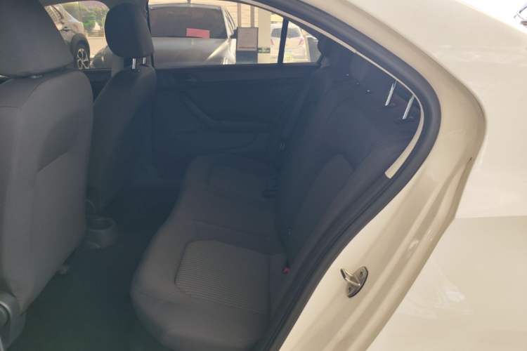 Used Volkswagen Santana 2019 1.5L Automatic Fashion Edition China VI Left Rear Seat