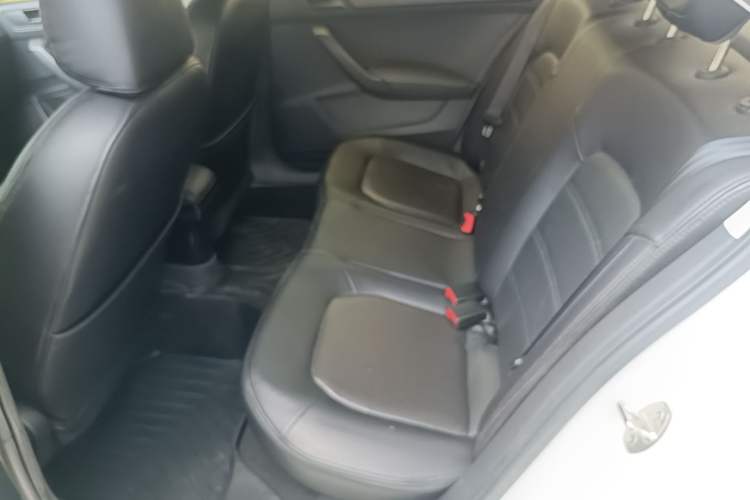 Used Volkswagen Santana 2019 1.5L Automatic Fashion Edition China VI Left Rear Seat