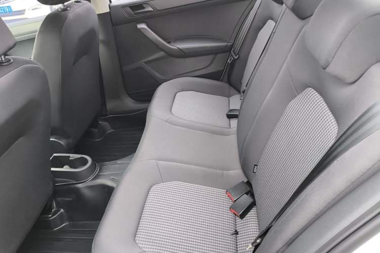Used Volkswagen Santana 2019 1.5L Manual Fashion Edition China VI Standard Left Rear Seat