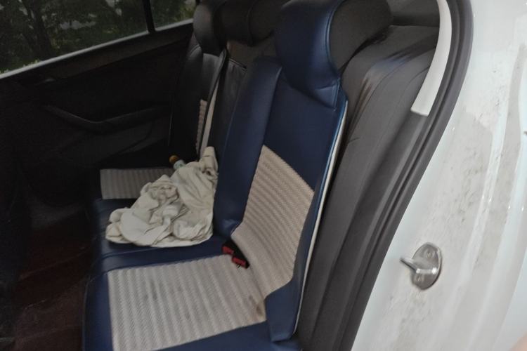 Used Volkswagen Santana 2019 1.5L Automatic Fashion Edition China VI Left Rear Seat