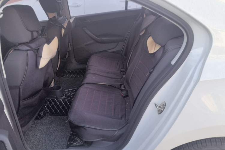 Used Volkswagen Santana 2019 1.5L Manual Fashion Edition China VI Standard Left Rear Seat