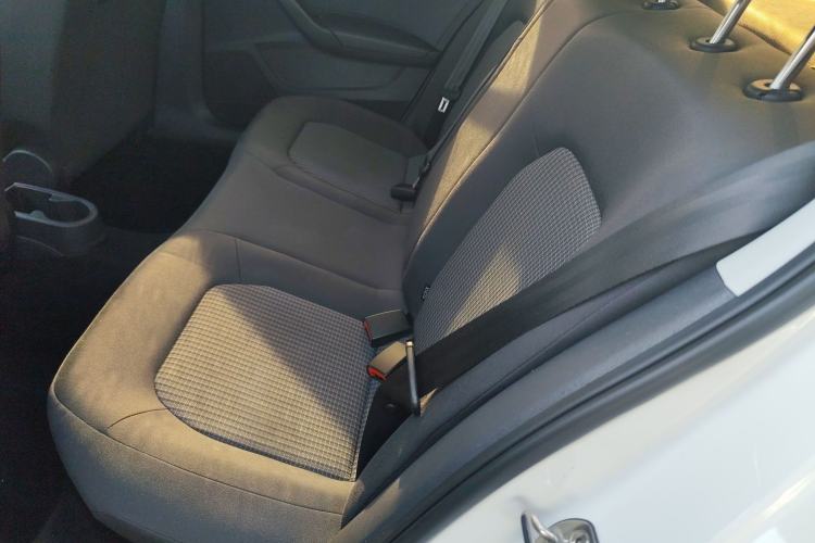 Used Volkswagen Santana 2019 1.5L Manual Fashion Edition China VI Standard Left Rear Seat
