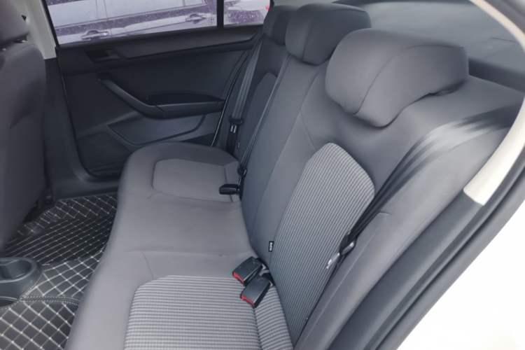 Used Volkswagen Santana 2019 1.5L Manual Fashion Edition China VI Standard Left Rear Seat
