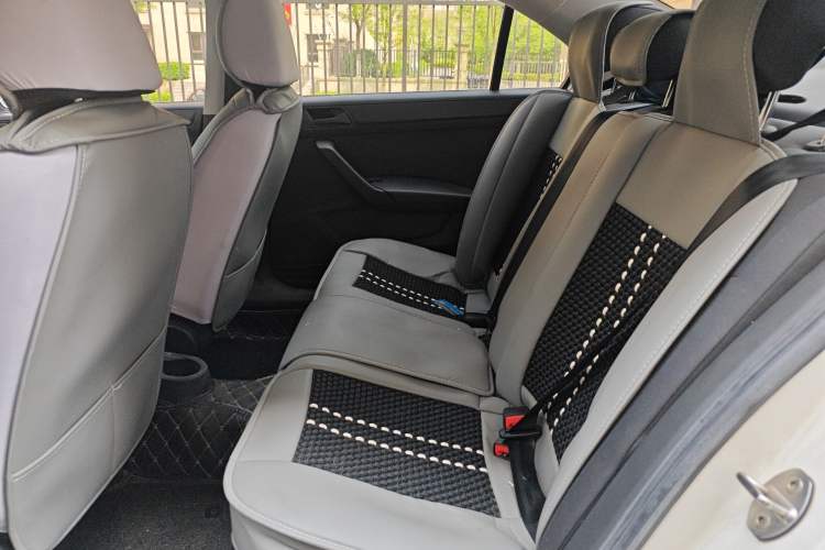 Used Volkswagen Santana 2019 1.5L Manual Fashion Edition China VI Standard Left Rear Seat