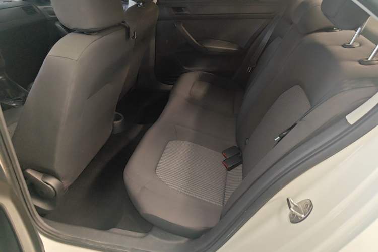 Used Volkswagen Santana 2019 1.5L Automatic Fashion Edition China VI Left Rear Seat